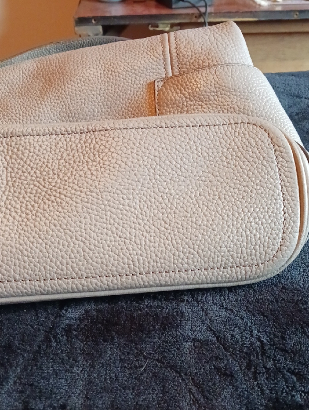 Michael Kors Bag - Picture 9 of 9